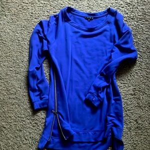 Stella & Dot side zip light sweatshirt size small